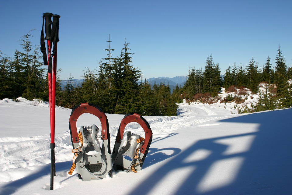 Raquettes à neige à la frontière franco-italienne avec CAIRN Expe